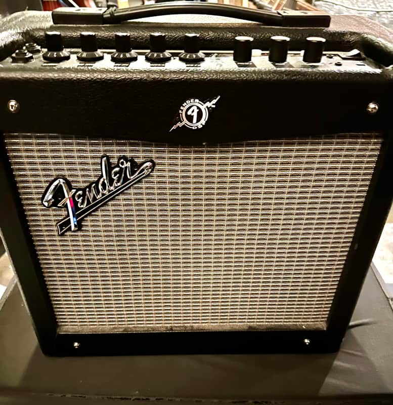 Mustang 7 70 Watt Amp image 1