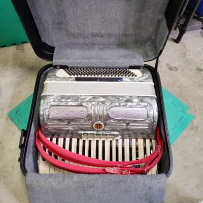 Soprani di Silvio Piano Accordion. Fully Refurbished, LMM, 41 KEYS/120 BASS, New Straps, New Case. image 11