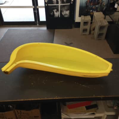 Electric Banana Stereo Phonograph Early 1970s - Yellow image 7