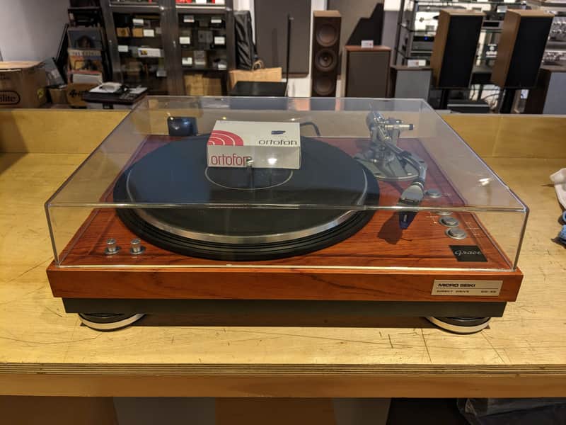Micro Seiki DD-35 Direct Drive Turntable w/ Box & Brand New