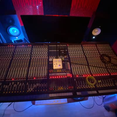 Midas Siena 480 Black 48-Channel, 16-Bus Sound Reinforcement Mixing Console (Tour Package) image 2
