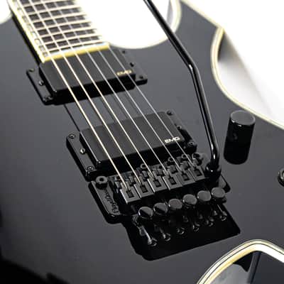 B.C. Rich Warlock NJ Deluxe w/ Gigbag – Iconic Metal Axe with Aggressive Looks, Stage-Ready Firepower image 4