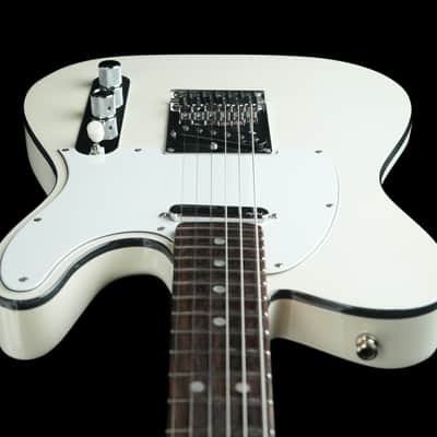 Fender American Ultra Telecaster Arctic Pearl 2020 image 12