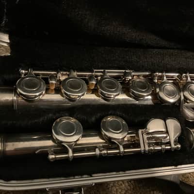 Yamaha Model 211S Closed Hole Flute All New Pads, Case image 2