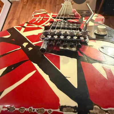 EVH Striped Series Frankenstein™ Frankie image 6