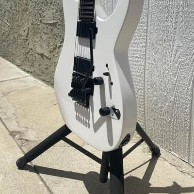 ESP LTD M-1000 - Snow White image 6