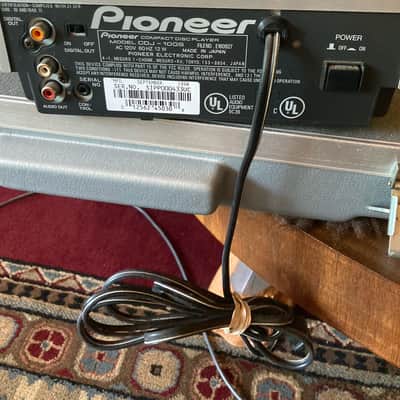 Pioneer CDJ-100S CD Player with Effects (One Working/One Parts Only) with Flight Case image 8