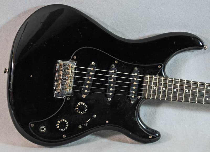 Yamaha SE203 Electric Guitar Black Professionally Set Up! | Reverb