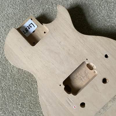 Mini Basswood Guitar Single Cut Body image 8