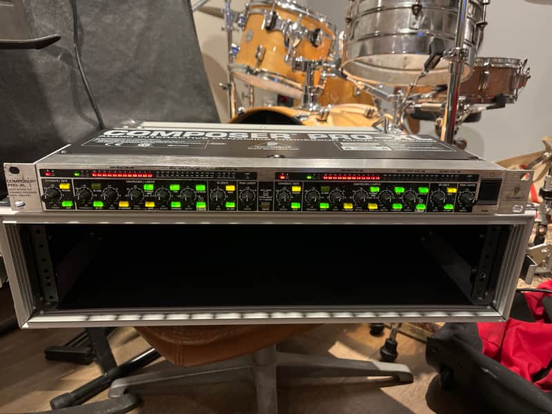 Behringer MDX2600 Composer Pro-XL Compressor / Limiter 2010s - Standard image 1
