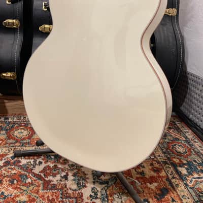 Gretsch G6136T-59 Vintage Select '59 Falcon with Bigsby 2016 - Present - Vintage White image 9