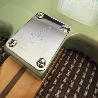 Fender Stratocaster 2018 - Sage green image 9