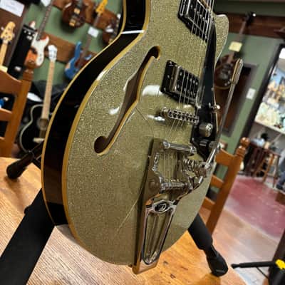 2012 Duesenberg Starplayer TV Silver Sparkle image 7