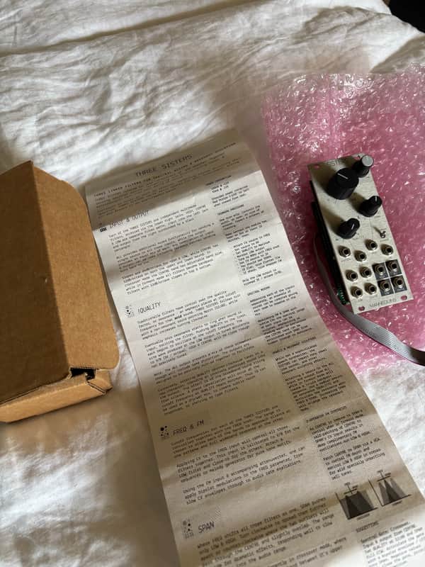 Mannequins Three Sisters