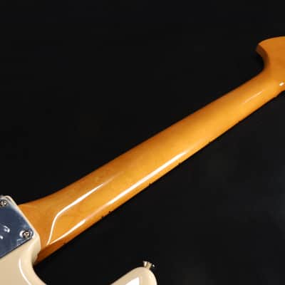Fender Vintera III Late 60s Stratocaster Maple Fingerboard Olympic White 993 image 6