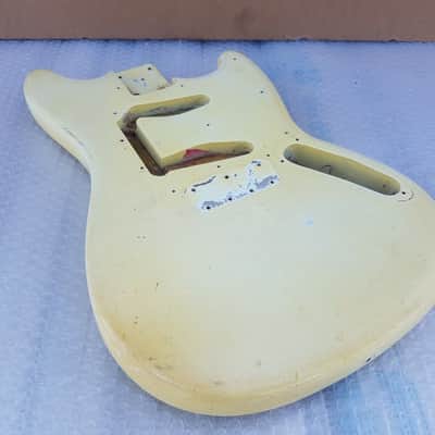 1964 FENDER DUO SONIC USA BODY image 4