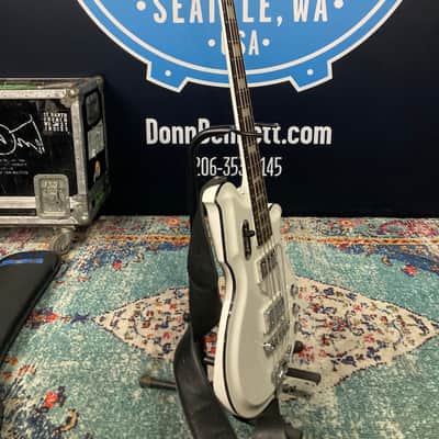 Eastwood Tom Hamilton's Aerosmith, Airline Map DLX  White "Dressing Room Bass" (#23) 2000s - White image 14