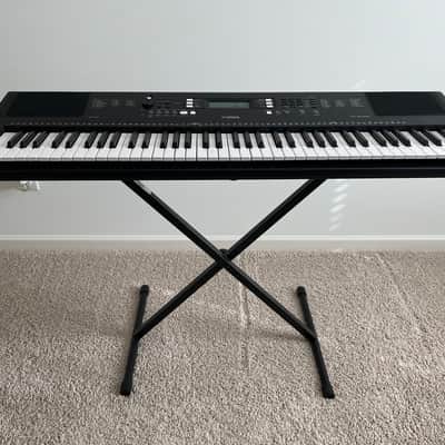 Yamaha PSR-EW310 76-Key Portable Keyboard 2020 - Present - Black image 3