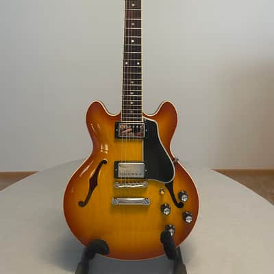 Gibson ES 339 Custom Shop 2008 - Caramel Burst image 1