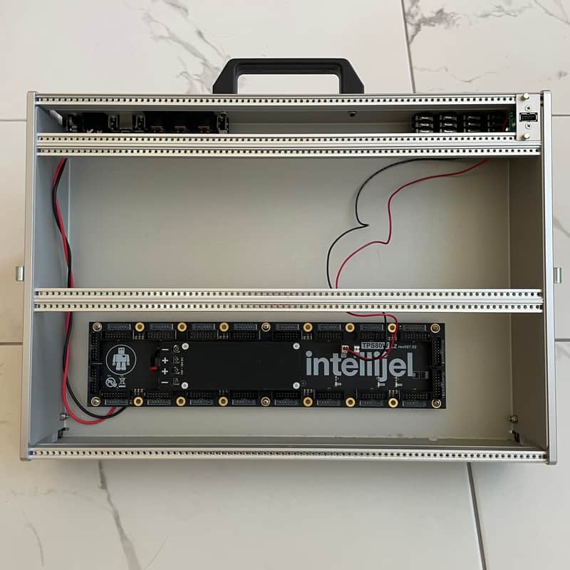 Intellijel 7U 84HP Performance Eurorack Synth Case 2019 - Present - Aluminum image 1