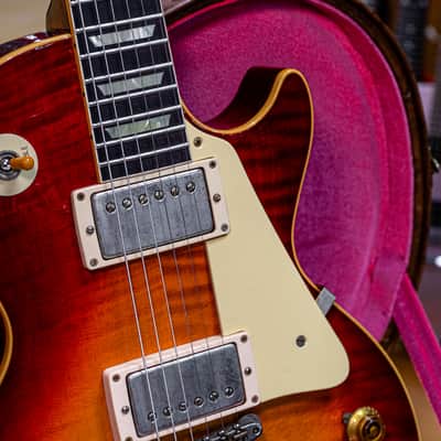 Gibson CS Murphy Lab 1959 Les Paul Standard Reussue Ultra Light Aged 2026 - Factory Burst Bild 14
