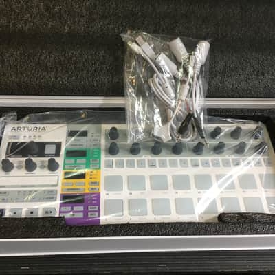Arturia BeatStep Pro Controller & Sequencer  //ARMENS// image 2