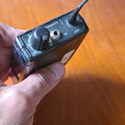 Sennheiser Sennheiser EK300 Stereo Bodypack Receiver – 790–822 MHz – German Tank – Pro IEM image 8