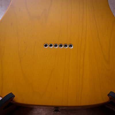 FENDER USA American Vintage '52 Reissue Telecaster "Butterscotch Blonde + Maple" (2011) image 17