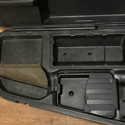 Peavey Vintage T-Series Chainsaw Guitar Case Hard Plastic image 8