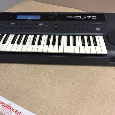 Roland DJ-70 Sampling Workstation 1992 - 1996 - Black image 4