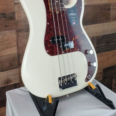 Fender Am Pro II Precision Bass, Olympic White, w/Hard Case, Free Ship, 548 image 3