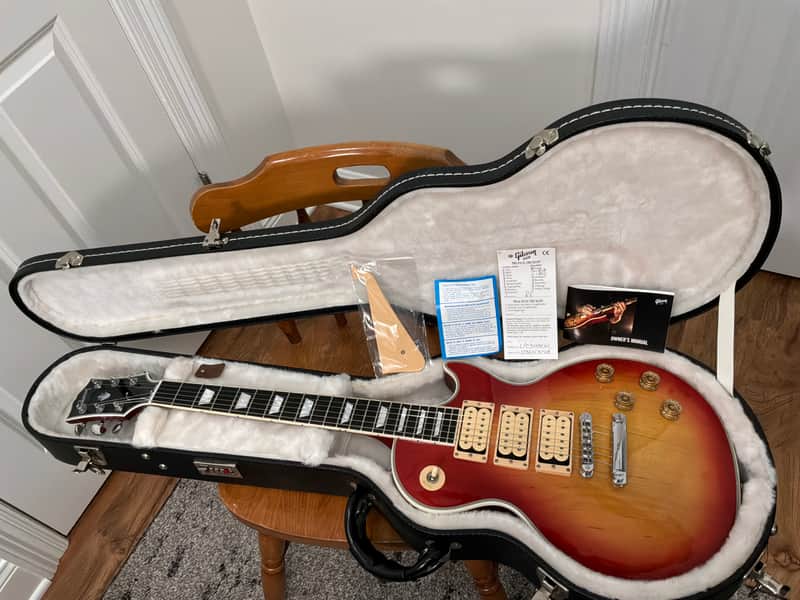 2007 Gibson Les Paul Custom Classic w/ 3 Pickups Guitar of the Week #42 - Heritage Cherry Sunburst | USA Limited Edition 400 Made image 1