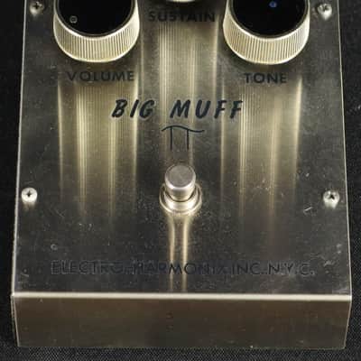Vintage 1972 Electro-Harmonix EHX Big Muff Pi Triangle V1 Guitar Fuzz Effect Pedal FS36999 image 4
