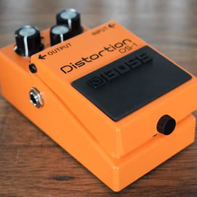 Boss DS-1 Distortion Guitar Effect Pedal image 3