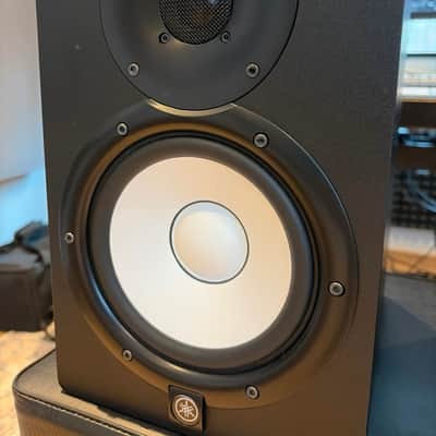 Yamaha HS7 image 3