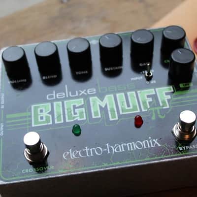 EHX Deluxe Bass Big Muff Pi Distortion / Sustainer image 3