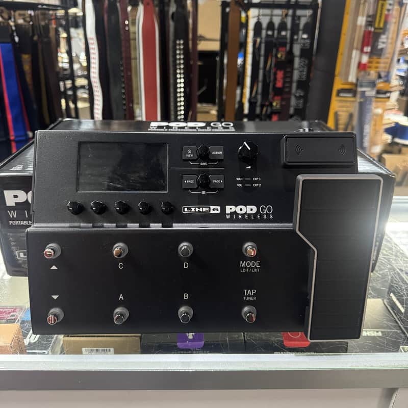 Line 6 POD Go Wireless Multi Effect & Amp Modeler - (Used) image 1