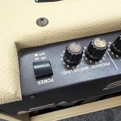 Roland BC-30 Blues Cube 2-Channel 30-Watt 1x12" Guitar Combo 1993 - 2004 - Tweed image 6