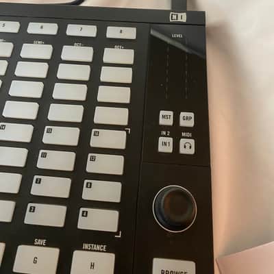 Native Instruments MASCHINE JAM Production & Sequencing Controller image 8