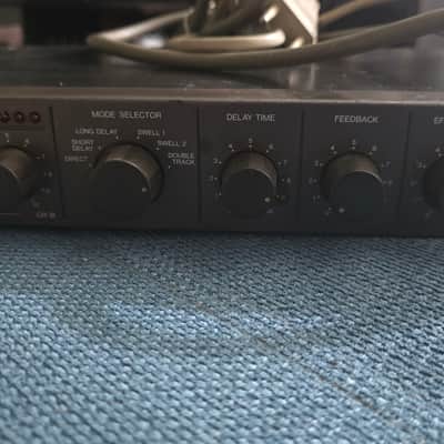 Korg SD-400 Vintage Analog Signal Delay / Echo Rack Unit image 4