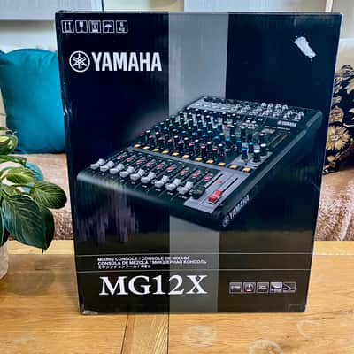 Yamaha MG12X-CV **Excellent Condition** Original Box & Manuals image 8