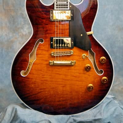 Heritage H-555 30th Anniversary Awesome #15 of Limited Edition Retail $5150 image 3