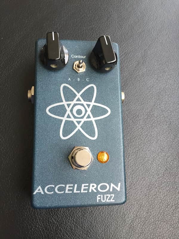 Resonant Electronic Design Field Effects Acceleron Fuzz 2013 Blue Metal image 1