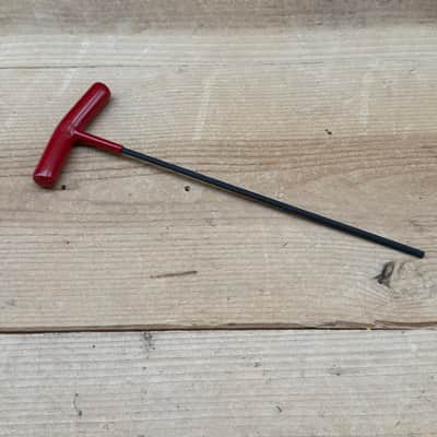 Genuine Fender T-Handle 1/8" Truss Rod Wrench - Red image 2