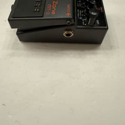 Boss Roland MT-2 Metal Zone Distortion Guitar Effect Pedal + Original Box image 5