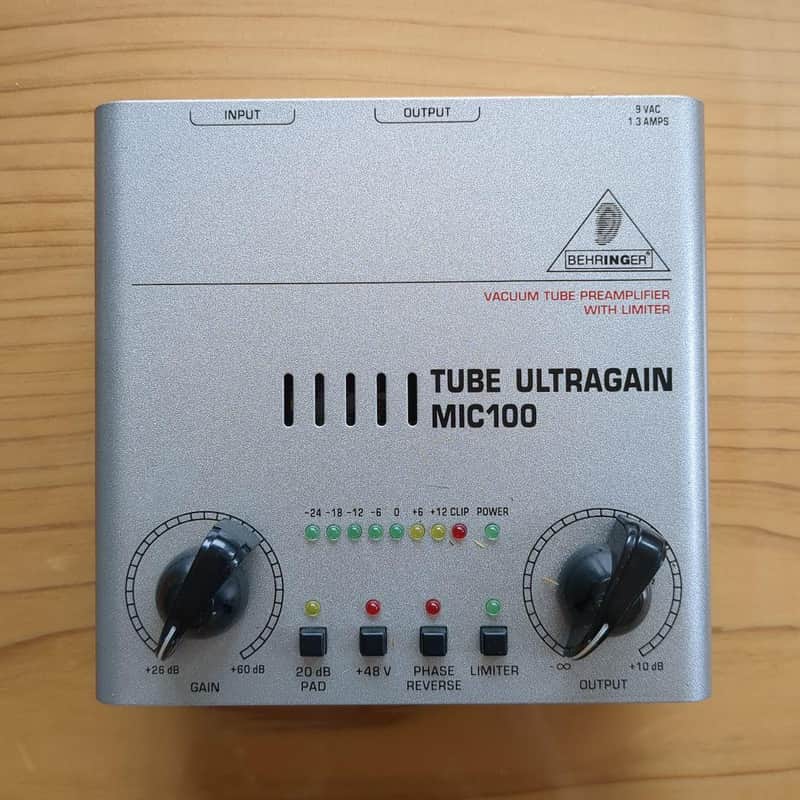 Behringer TUBE ULTRAGAIN MIC200