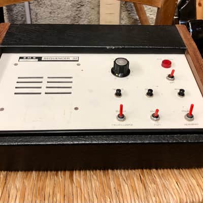 EMS Sequencer 32 1970's ish? - white image 4