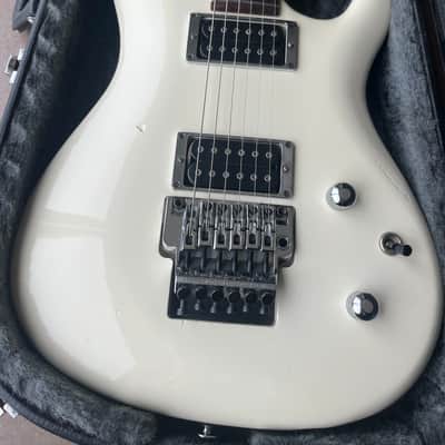 Ibanez JS1-WH Joe Satriani Signature HH 1990 - 1991 - White image 1