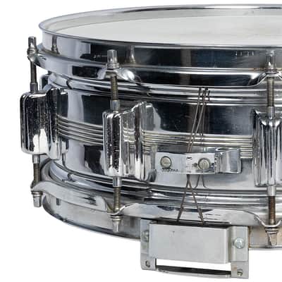 Vintage Rogers "5-Line" Dyna-Sonic 5x14 Brass Snare Drum with "Beavertail" Lugs 1960s image 3