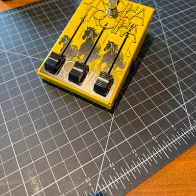 JHS Third Man Hardware Troika Limited Edition - Reverb Exclusive 2025 - Yellow image 1
